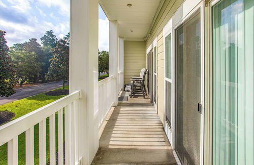 Carolina Forest Condo | Tee Off & Unwind By Pool: Myrtle Beach Condo