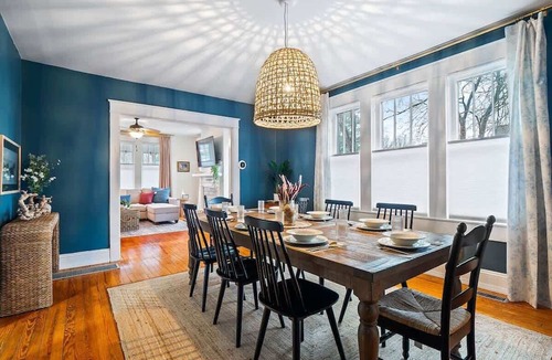 Washington House | Roberson House -Private Pool -Walk to DT-Sleeps 12