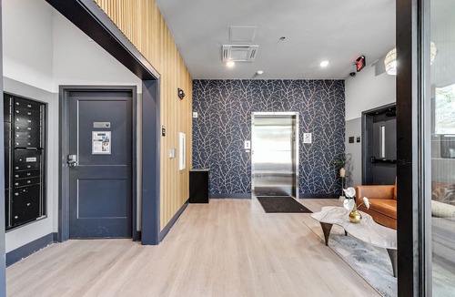 North Chesterfield Apartment | Evelyn 213 - Quaint 1BR in Forest Hill with 5-star finishes and new amenities