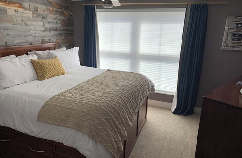 Downtown Portland Condo | Old Port Condo- 3 month minimum rental