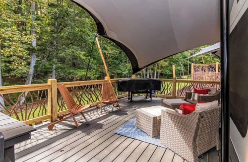 Wirtz Resort | KWANGO, a Luxury Canvas Cabin Experience, at Karoo Smith Mountain Lake
