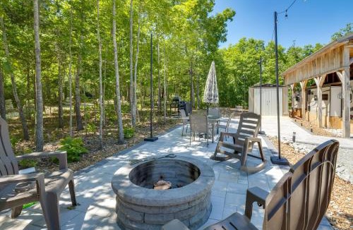 Linden House | Off-Grid Glamping! Unique, Wooded Tennessee Cabin