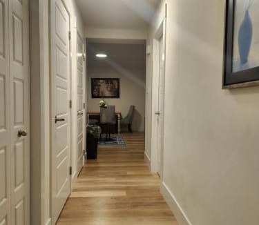 Riverview Apartment | Serene Luxury Suite