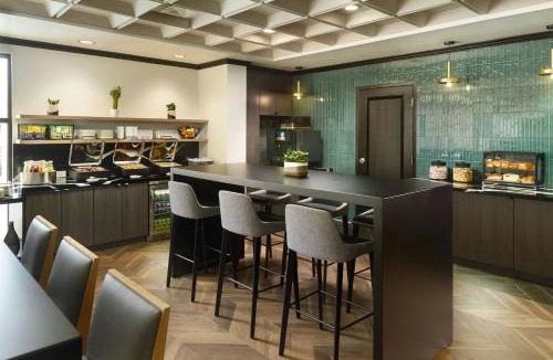 Barclay Downs Hotel | Charlotte Marriott SouthPark