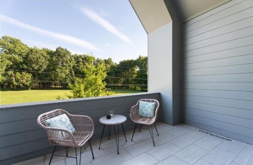 Sugar Creek House | Charming 3BR Charlotte Holiday Home with Patio