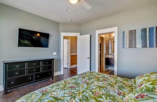Nags Head House | Good Karma Retreat - Nags Head MP 15.5, Oceanfront, Elevator, Pool, Hot Tub, Pets OK, Flex Stays