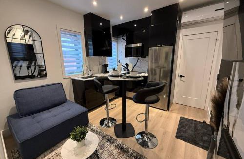 Shaughnessy Village Apartment | Style City Getaway! Downtown on point! Full Private apartments!