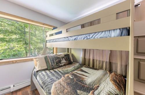 Franklin House | 'Bearadise' Cabin w/Hot Tub at Hidden Gem Falls!