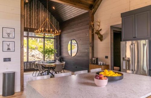 Elk Park House | Bucks and Bunnies at Eagles Nest