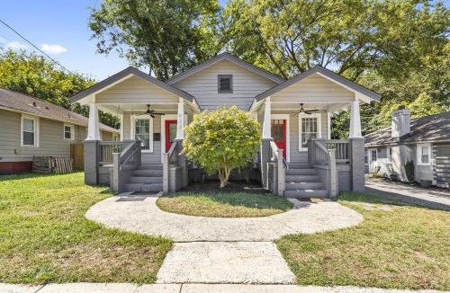 Villa Heights House | 4BR Bright and Modern - Close to Everything