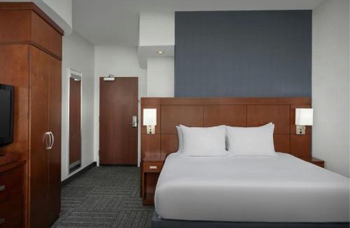 Salisbury Hotel | Courtyard by Marriott Salisbury