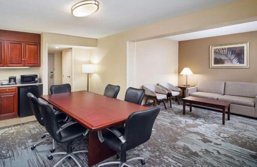 Rocky Mount Hotel | DoubleTree by Hilton Rocky Mount