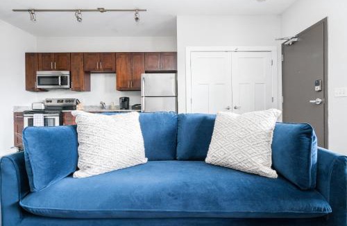Music Row Apartment | CozySuites Music Row Elegant 1BR in Nashville! 36