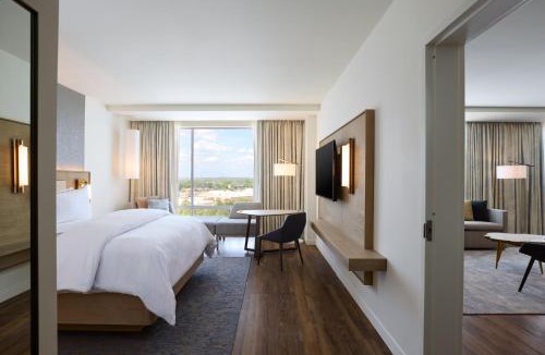 Umstead Hotel | The Westin Raleigh-Durham Airport