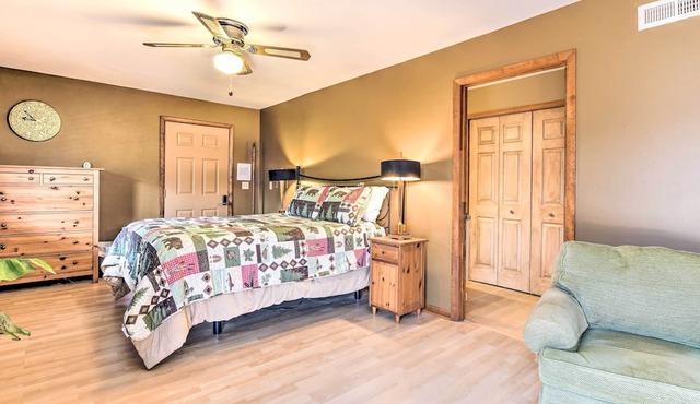 Best Location - Maggie Valley Cabin w/Hot Tub!