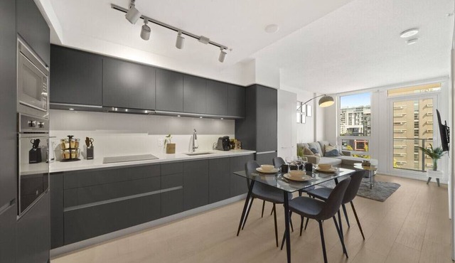Urban Escape Contemporary Haven in Mount Pleasant