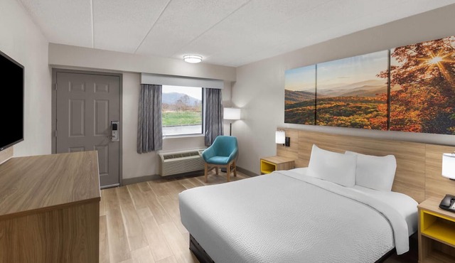 Days Inn by Wyndham Charleston WV