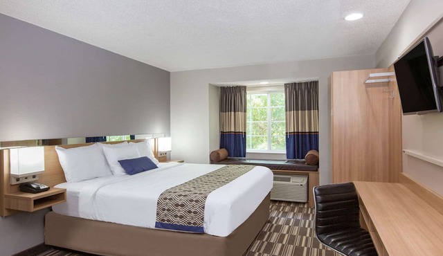 Microtel Inn & Suites by Wyndham Augusta/Riverwatch