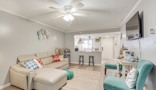 7 Mi to Downtown Fun! Spacious Augusta Condo