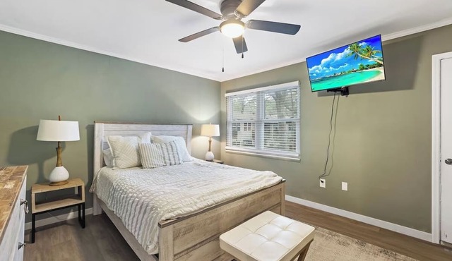 Stylish 2BR Townhome Near Bradley Beach + Pool
