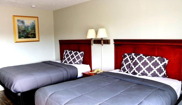 Volunteer Inn at Church Hill