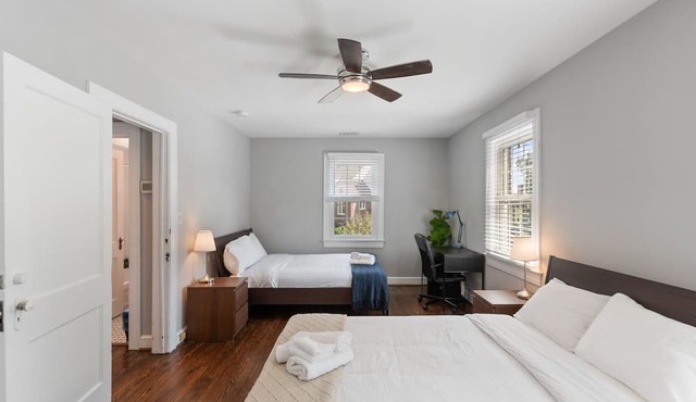Massive 5BR Historic CozySuites House in Alexandria