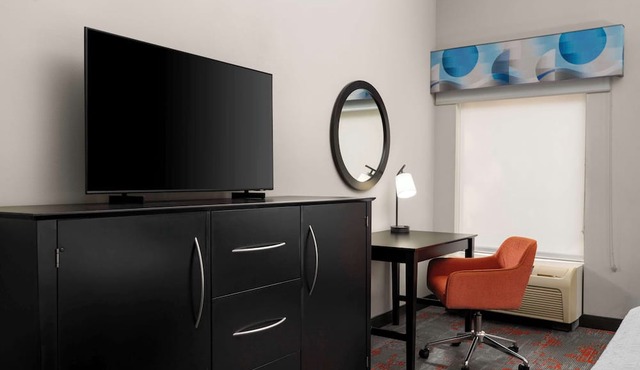 Hampton Inn Stafford/Quantico & Conference Center