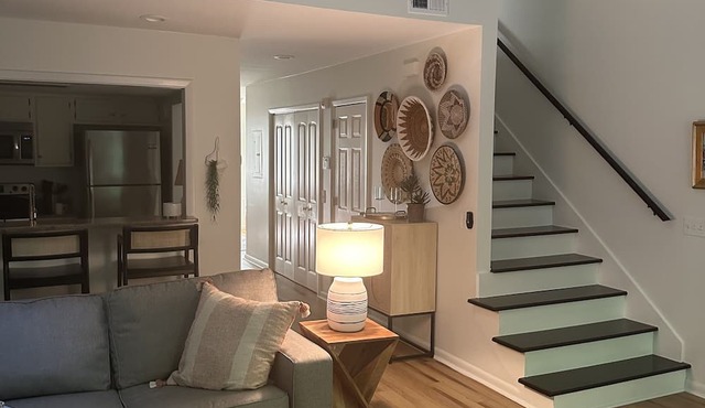 Convenient to Beach, restaurants, shopping and much more!