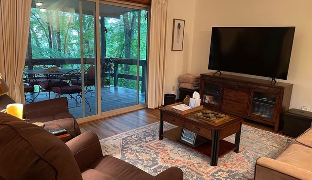 Cozy Cottage to enjoy the NC mountains , close to everything