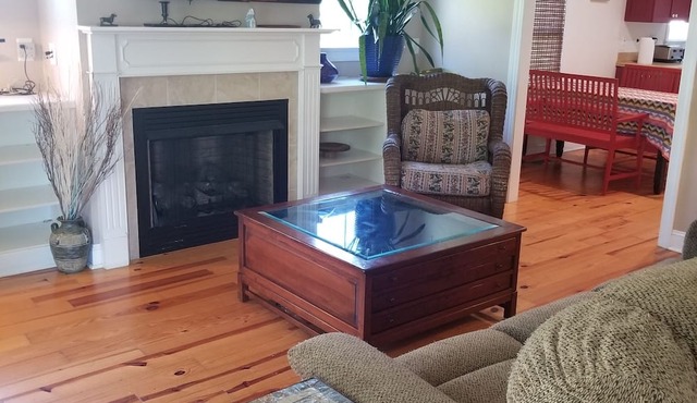 Charming House near Gardner Webb