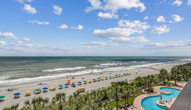 🏖️Stunning Ocean Views | Pools + Hot Tub | The Island 511🏖️