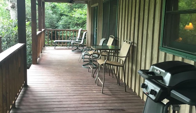 Creeksong Cabin in the North Georgia Mountains