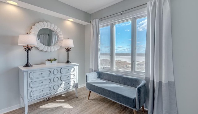 Port O'Call B 203, Direct Ocean View!
