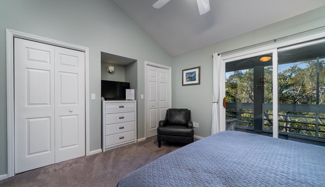 Picturesque Marsh Views! 2 BR/2.5BA Neighborhood Pool! Amenity access included