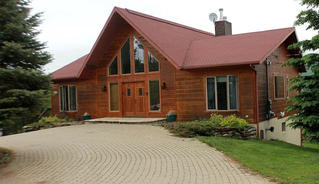 Luxurious 15-Person Chalet Rental near Mont-Tremblant Ski Resort, Quebec