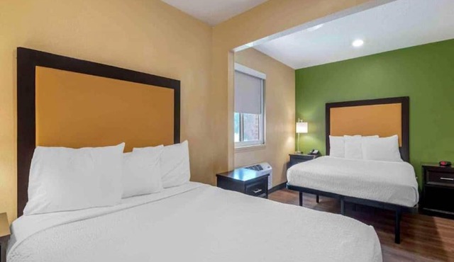 2 Queen Beds | Suite, Non-Smoking, Micfridge