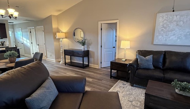 Chandler Stays with Pond View in Florence