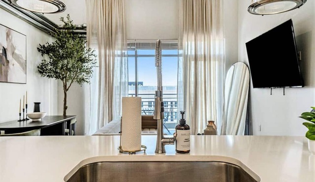 Modern LuxuryLoft In The Heart Of Atlantic Station in Atlanta