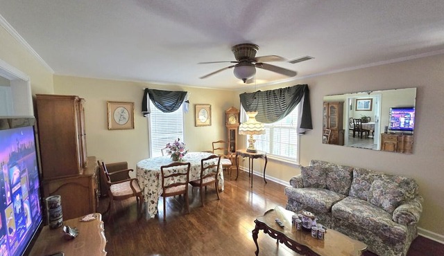 Magnolia Vacation Rental w/Porch & Pond