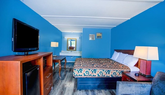 Kernersville NC | king bed|Smk