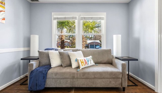 Spacious Oasis With Pool | Near Harbison | 5BR