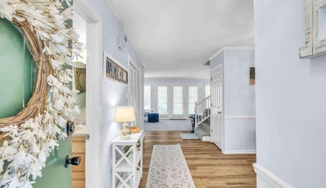 Pet-Friendly Villa w/Lagoon and Golf Course Views