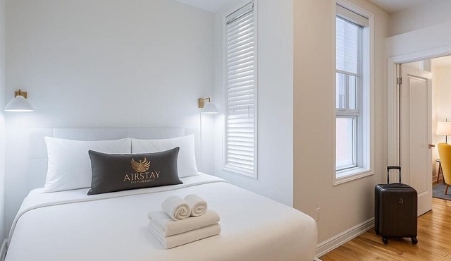 Cozy 2BD loft Hotel Suite-Old Montreal B3 in Montréal