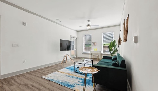 Overlook 3005 Luxe Modern Corporate 2Bd Apt