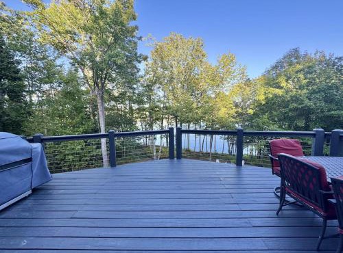 Riverfront home w/deck, amazing views & firepit - near the best of Maine