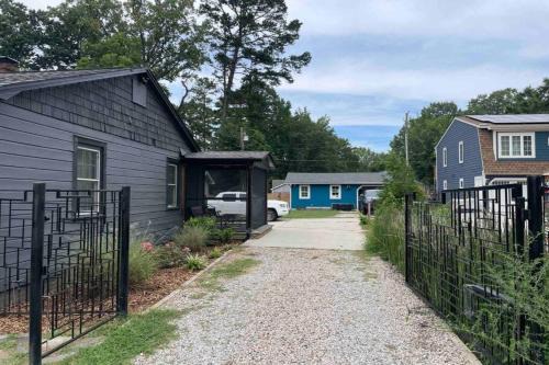 Cozy Cottage on Food Forest in the Heart of Charlotte