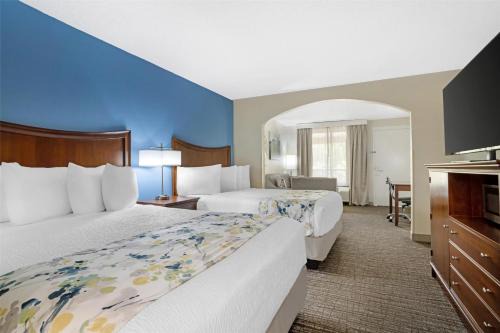 Best Western Inn & Suites Monroe